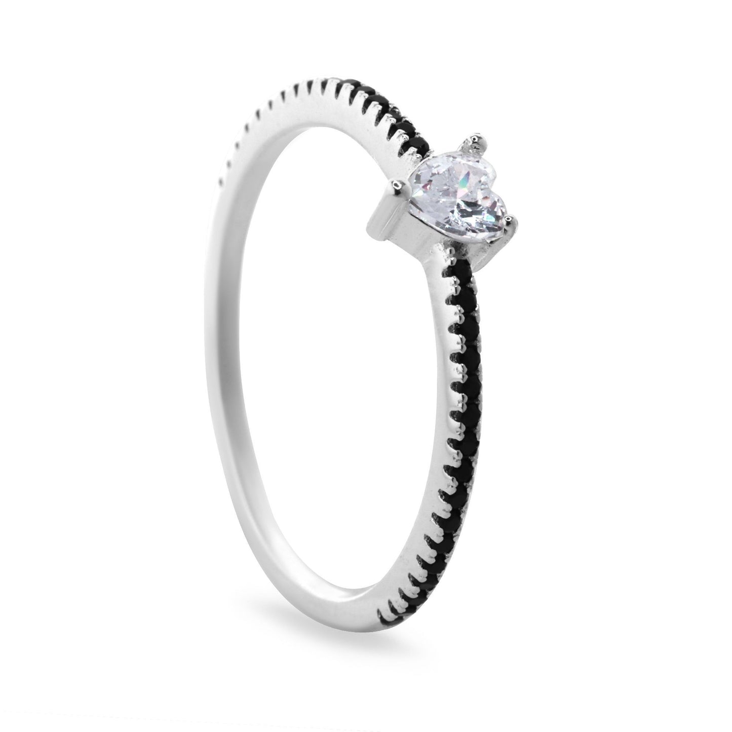 Anillo de Plata 925 Cintillo de Circones Negros y Circón Corazón