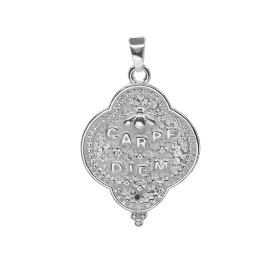 Colgante Enchapada en Plata Estilo Medalla "Carpe Diem"